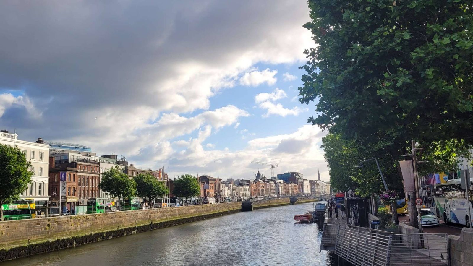Lernende des Berufskollegs Hattingen während des Auslandspraktikums in Dublin